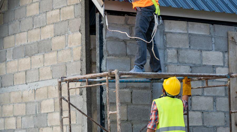 Professional residential roofers in Rock Rapids, IA